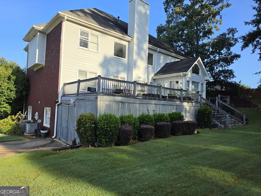 2810 Shoemaker LN Snellville, GA 30039