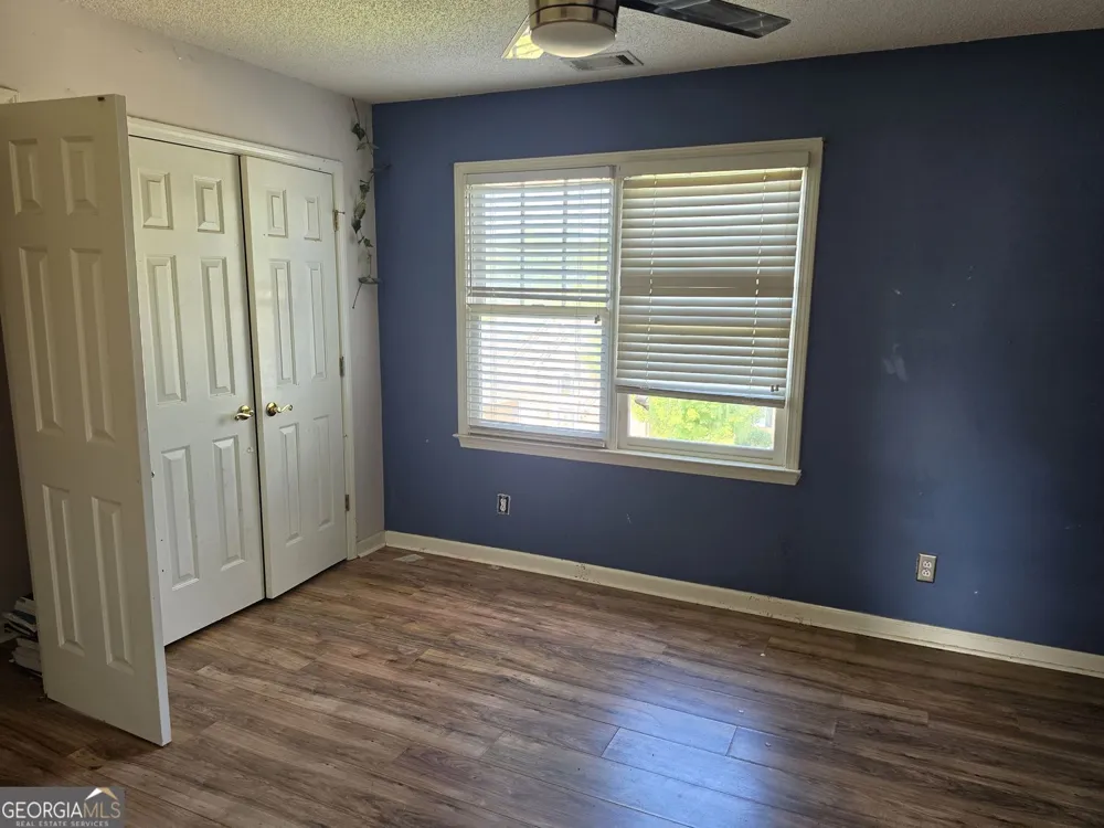 2810 Shoemaker LN Snellville, GA 30039