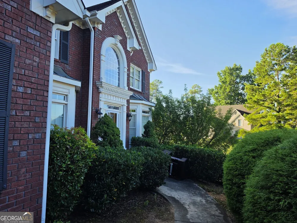 2810 Shoemaker LN Snellville, GA 30039