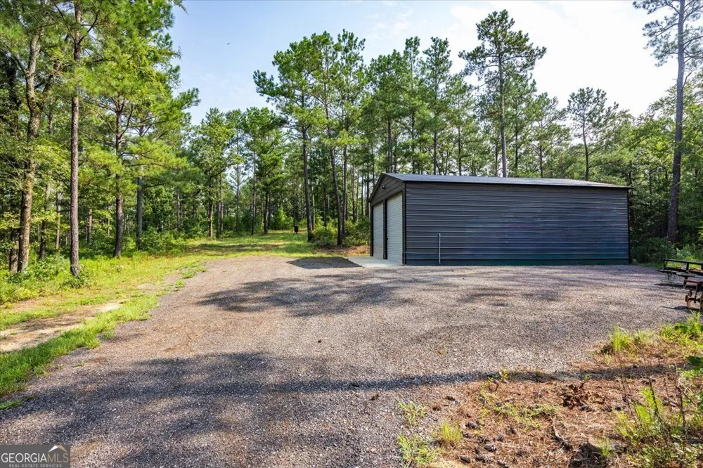 252 Rum Creek PASS Juliette, GA 31046