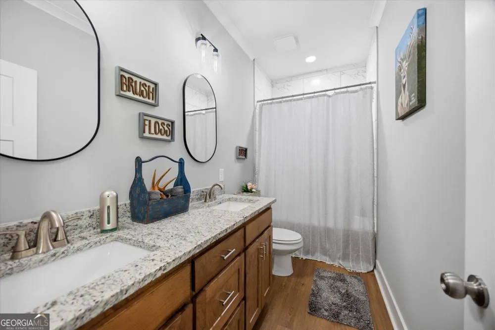 252 Rum Creek PASS Juliette, GA 31046