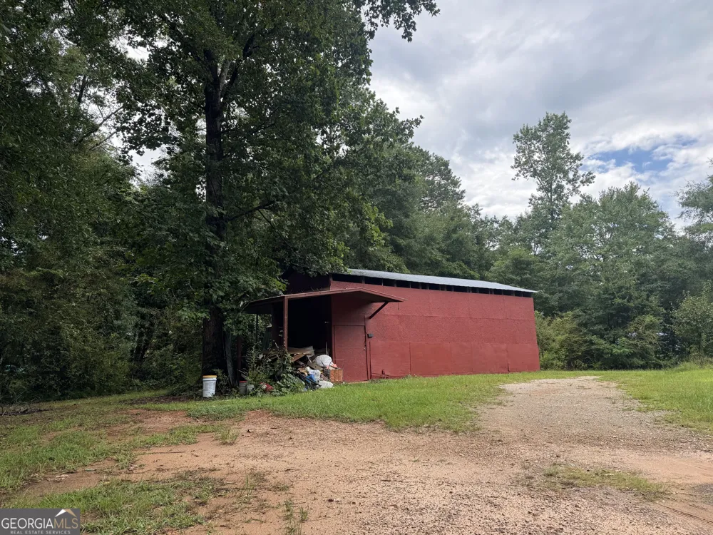38 Cedarcrest RD LaGrange, GA 30240