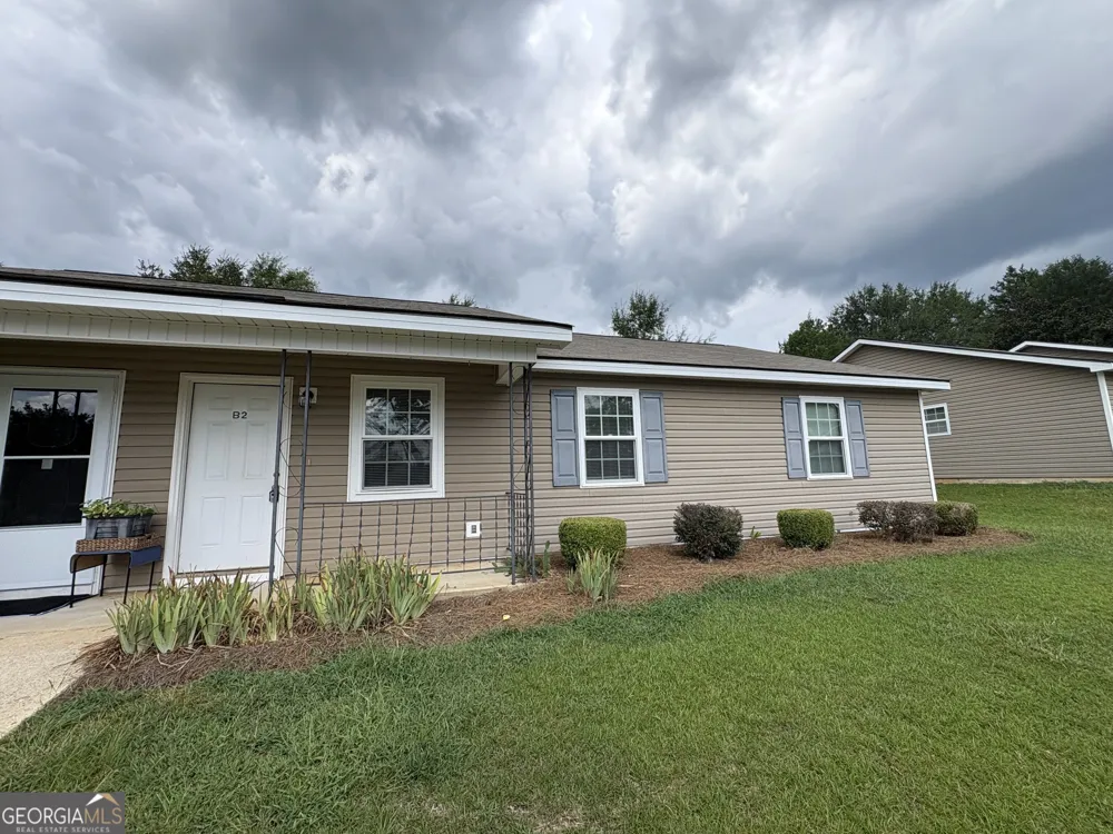 1701 Claxton Dairy RD Dublin, GA 31021