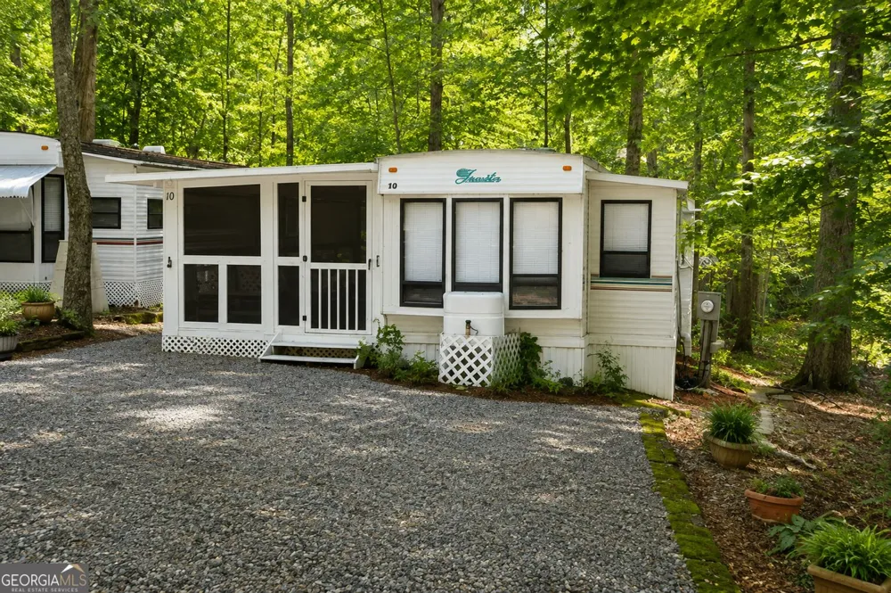 10 Timberview DR Cleveland, GA 30528