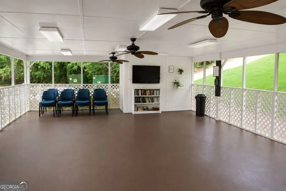 10 Timberview DR Cleveland, GA 30528