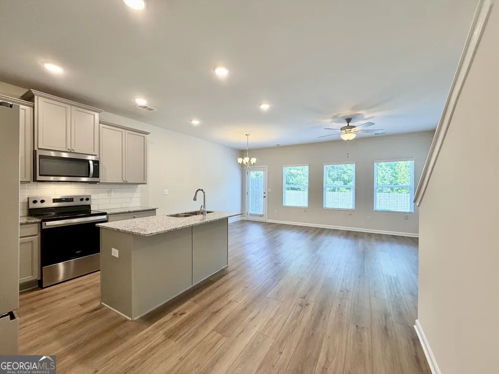 129 Jaxton ST Hoschton, GA 30548