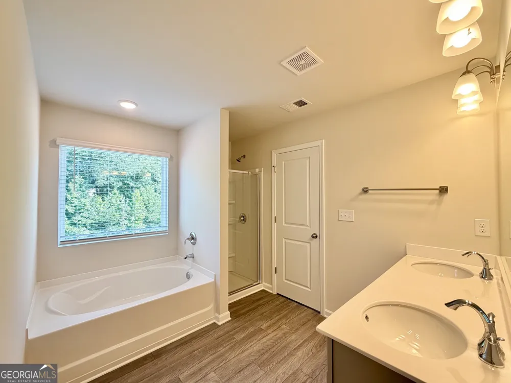 129 Jaxton ST Hoschton, GA 30548