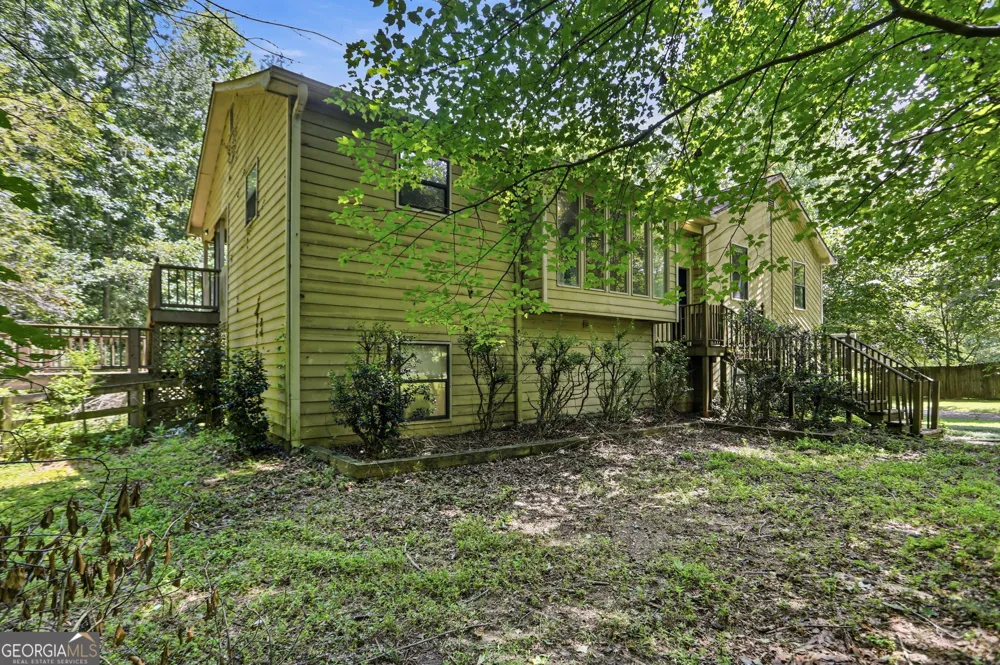 819 Tramore CT Powder Springs, GA 30127