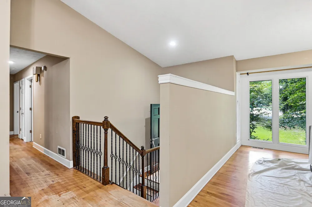 819 Tramore CT Powder Springs, GA 30127