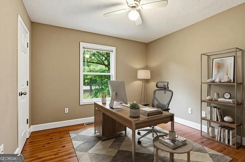 819 Tramore CT Powder Springs, GA 30127
