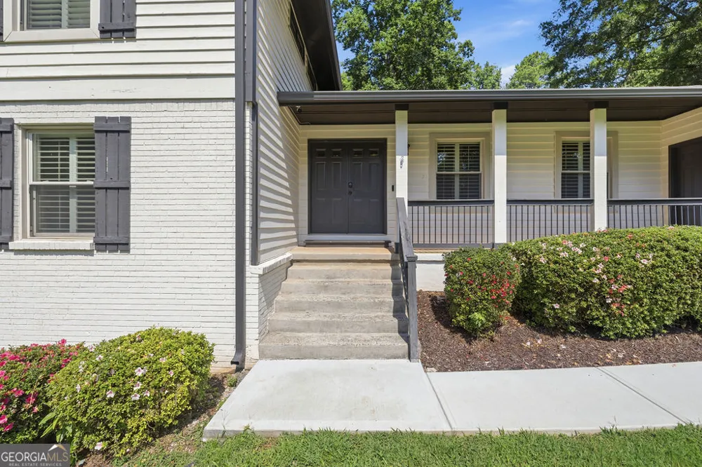 9630 Pine Thicket WAY Roswell, GA 30075