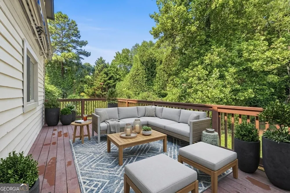 9630 Pine Thicket WAY Roswell, GA 30075