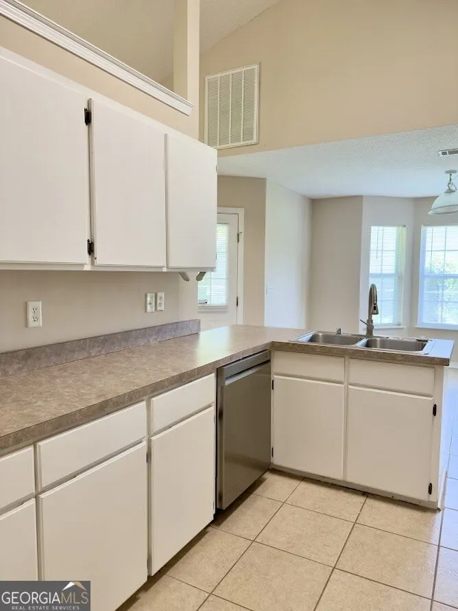 105 Honeysuckle RD Kingsland, GA 31548