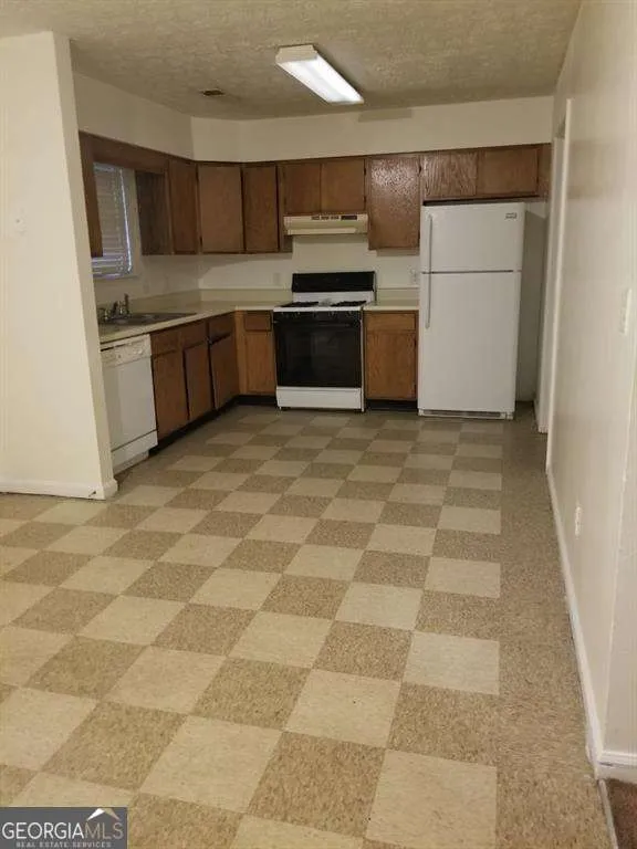 3552 Hopkins CT Powder Springs, GA 30127