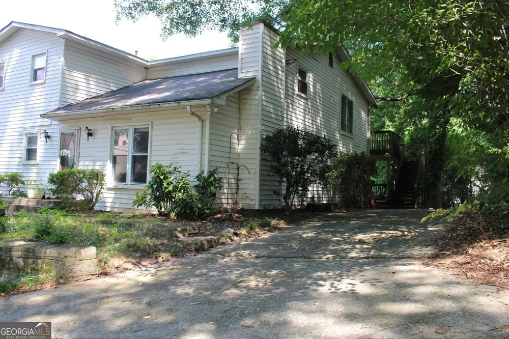 1437 Tugaloo DR NE Brookhaven, GA 30319