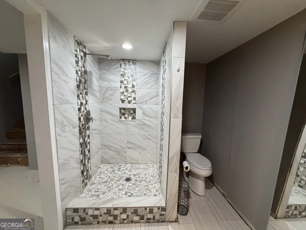 6299 Cathedral LN Stonecrest, GA 30038
