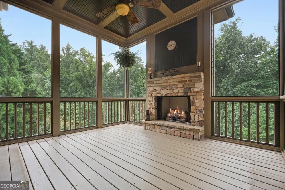 14127 Seabiscuit Milton, GA 30004