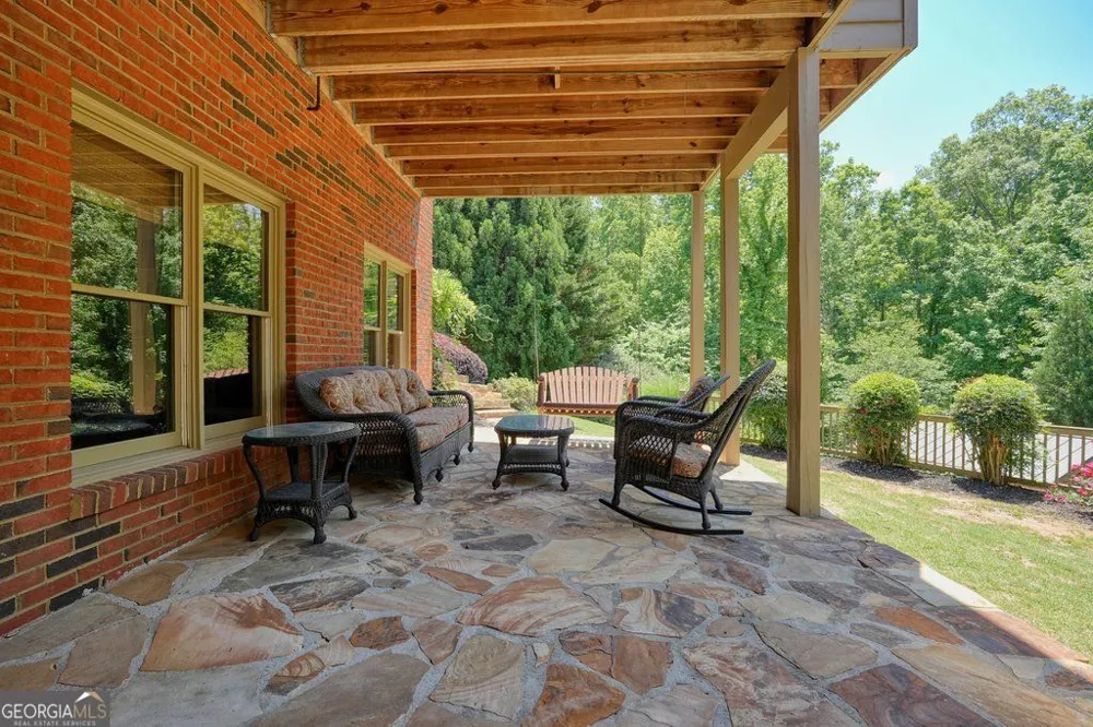 14127 Seabiscuit Milton, GA 30004