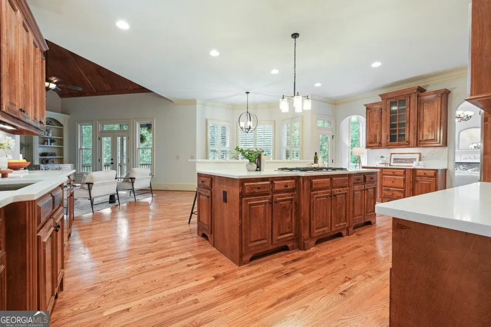 14127 Seabiscuit Milton, GA 30004