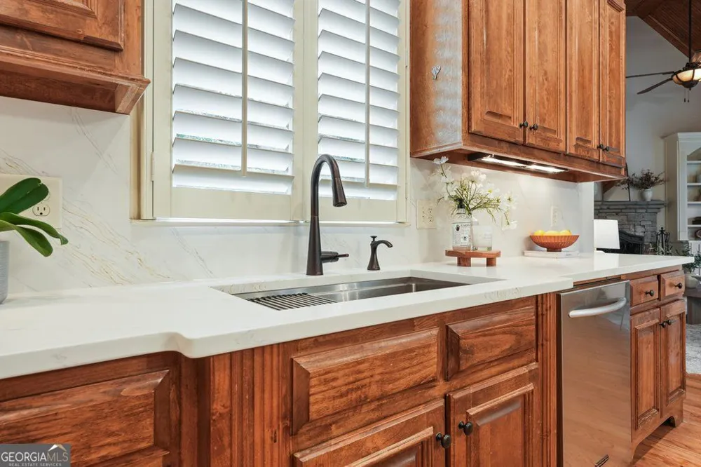 14127 Seabiscuit Milton, GA 30004