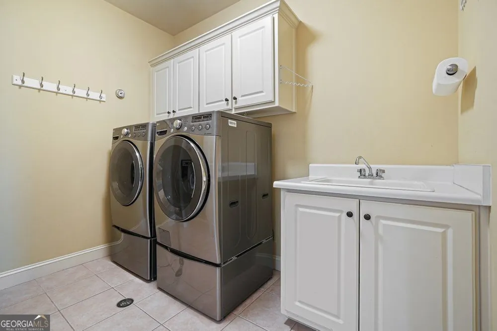 14127 Seabiscuit Milton, GA 30004