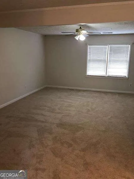 1579 Rockbridge RD Stone Mountain, GA 30087