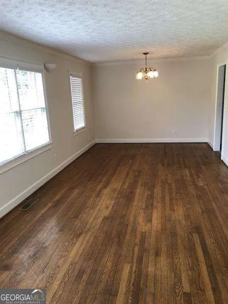 1579 Rockbridge RD Stone Mountain, GA 30087
