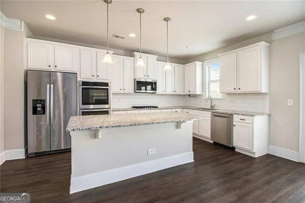 283 Hickory Pointe DR Acworth, GA 30101