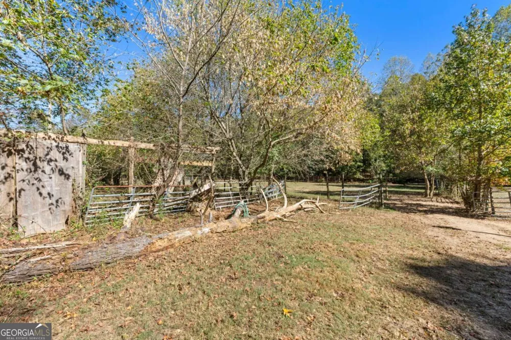 7790 Atlanta Newnan RD Chattahoochee Hills, GA 30268