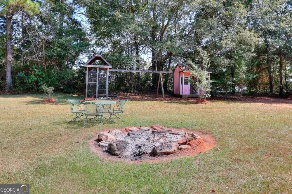 25 Browning Shoals RD Social Circle, GA 30025