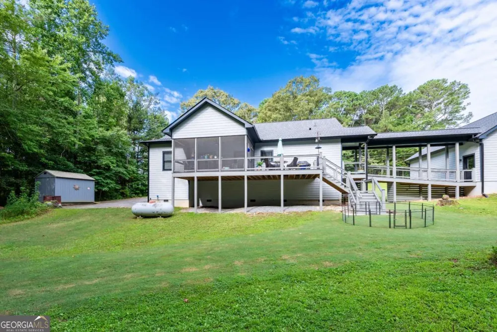 4973 Yukon RD Ellijay, GA 30536