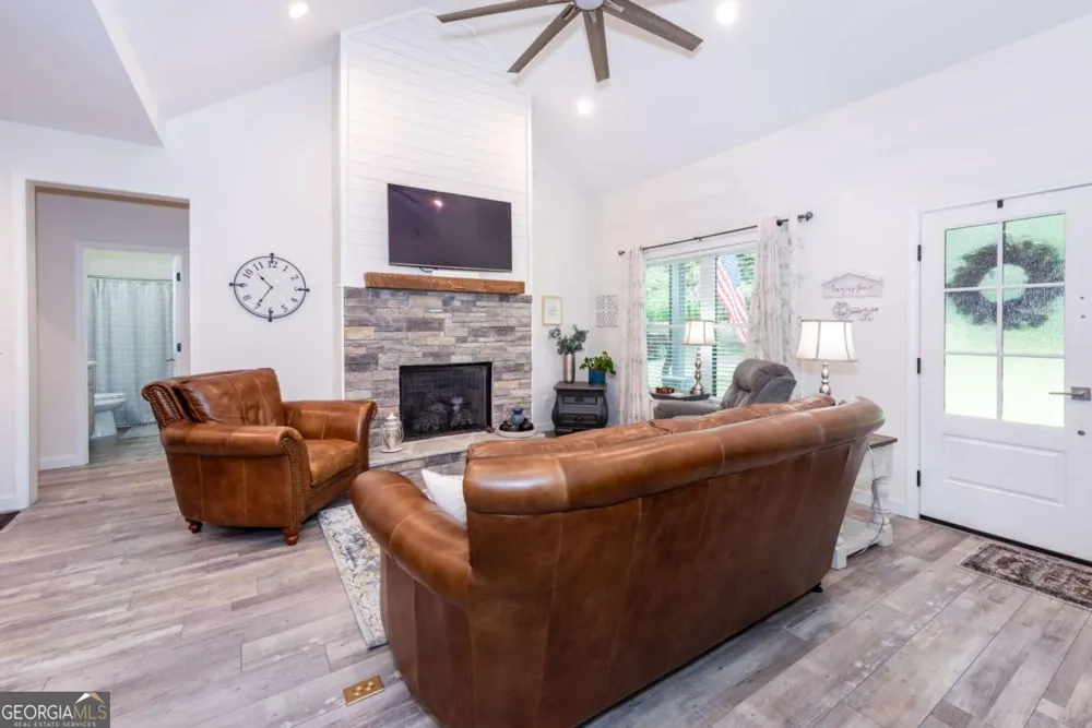 4973 Yukon RD Ellijay, GA 30536