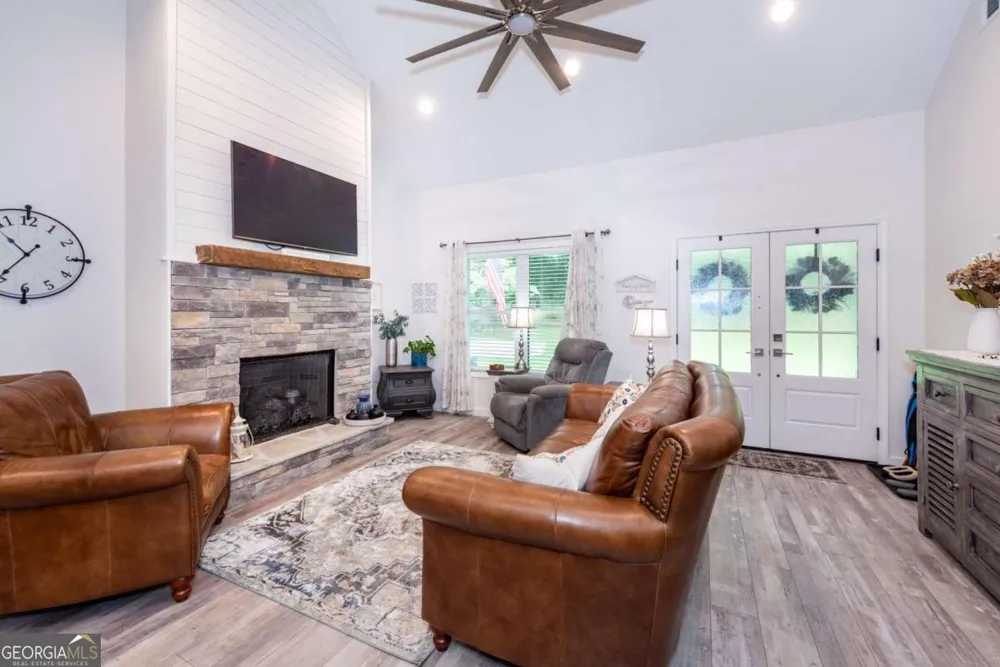 4973 Yukon RD Ellijay, GA 30536
