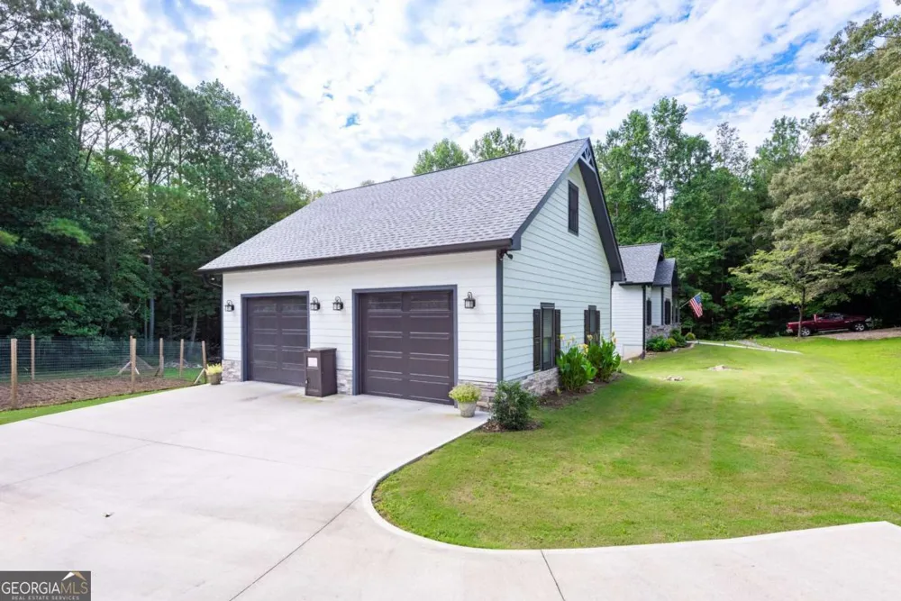 4973 Yukon RD Ellijay, GA 30536