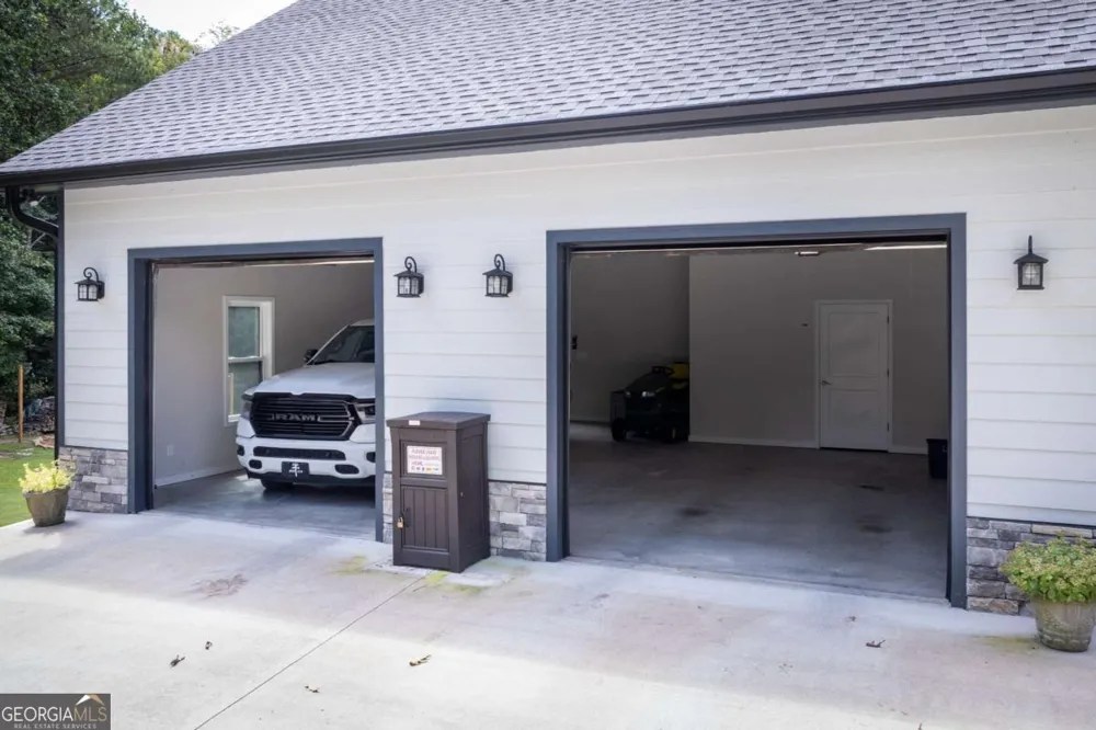 4973 Yukon RD Ellijay, GA 30536
