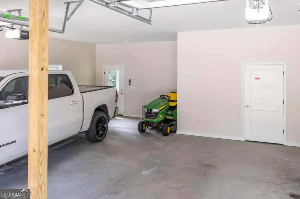 4973 Yukon RD Ellijay, GA 30536