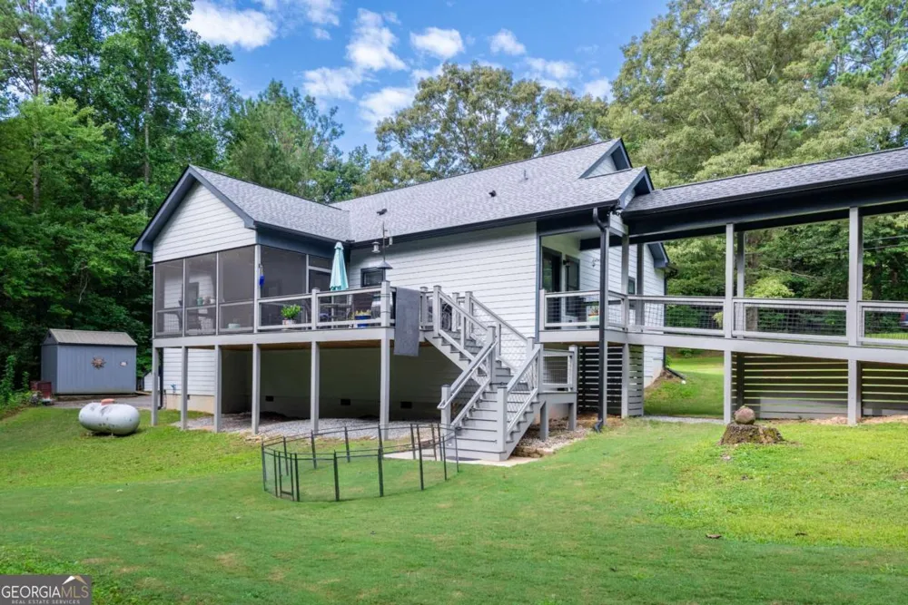 4973 Yukon RD Ellijay, GA 30536