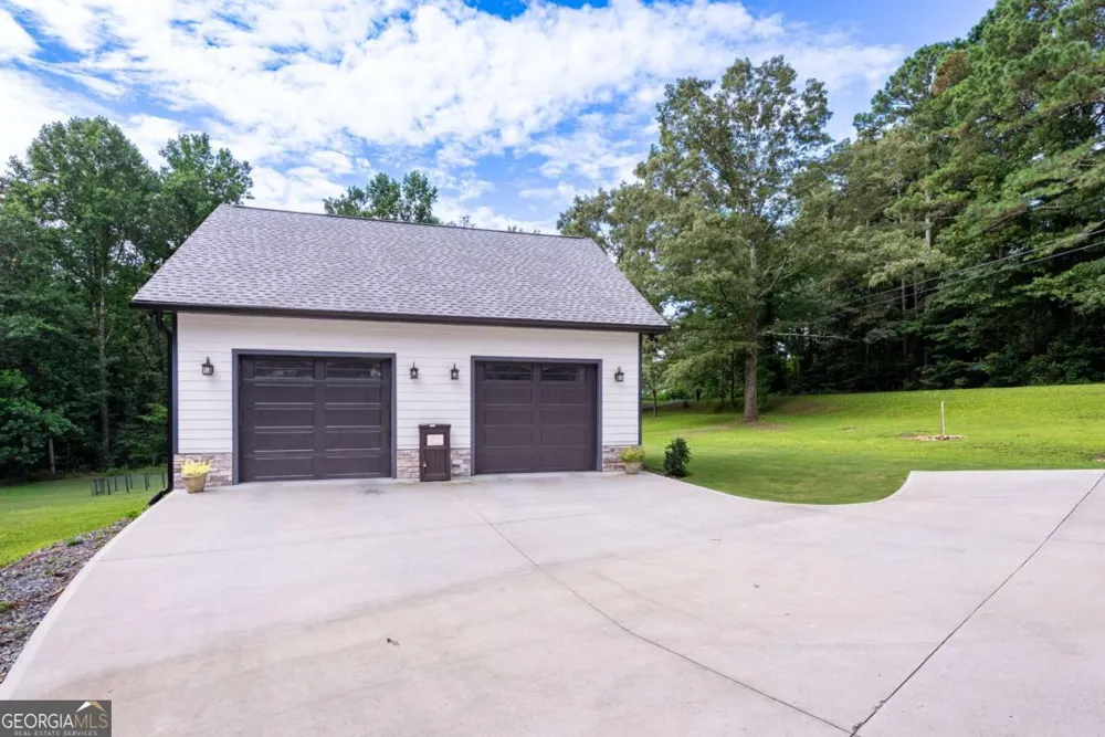 4973 Yukon RD Ellijay, GA 30536