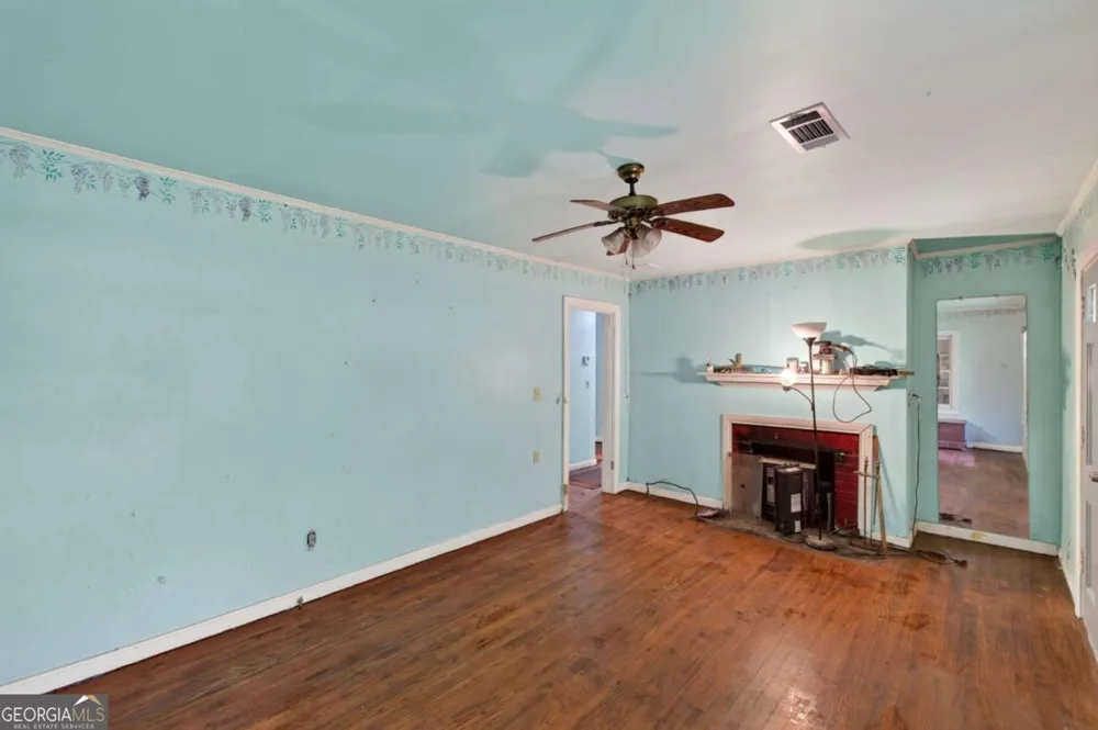 612 Cofield DR Hapeville, GA 30354