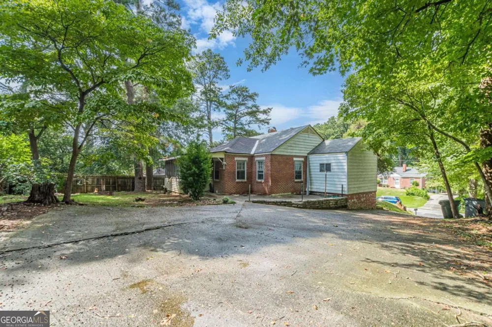 612 Cofield DR Hapeville, GA 30354