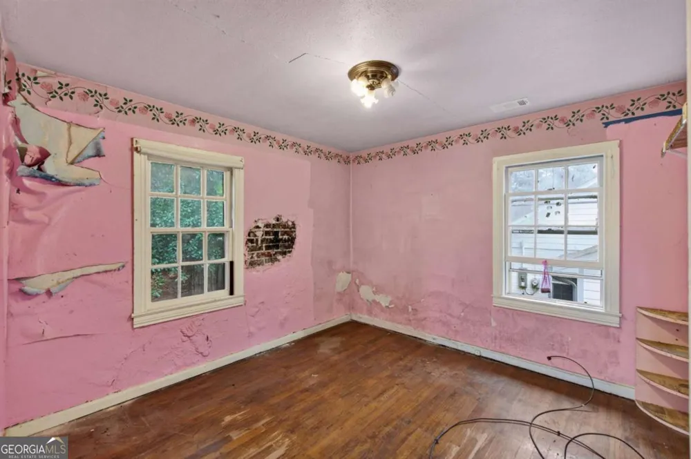 612 Cofield DR Hapeville, GA 30354