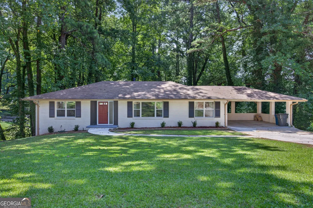 2418 Meadow Lark DR East Point, GA 30344
