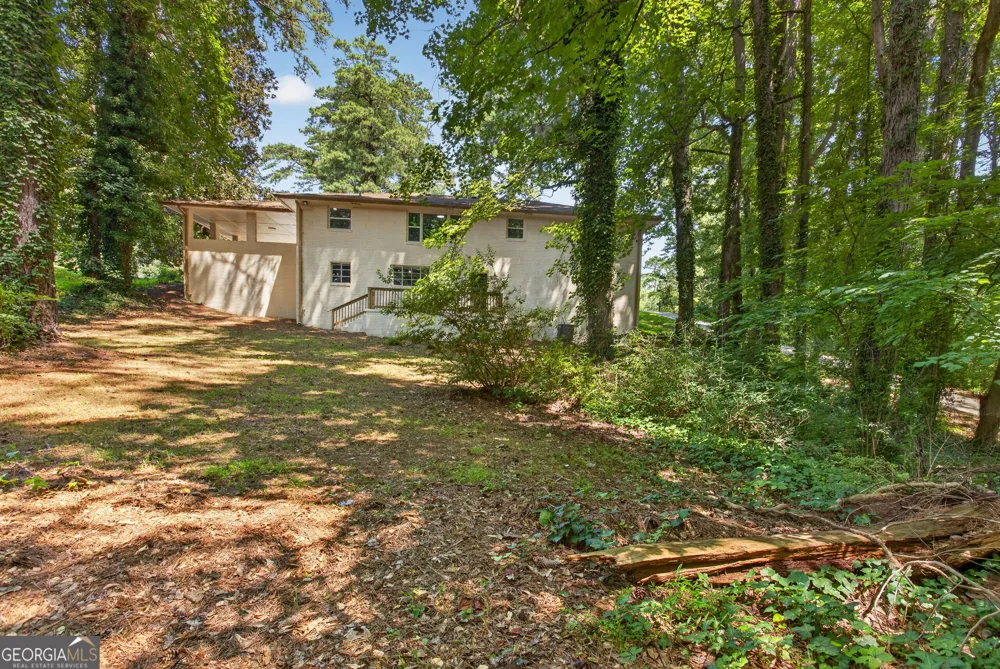 2418 Meadow Lark DR East Point, GA 30344