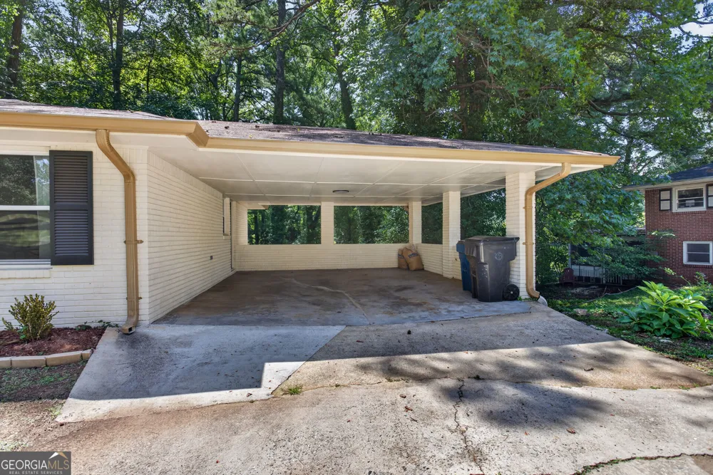 2418 Meadow Lark DR East Point, GA 30344