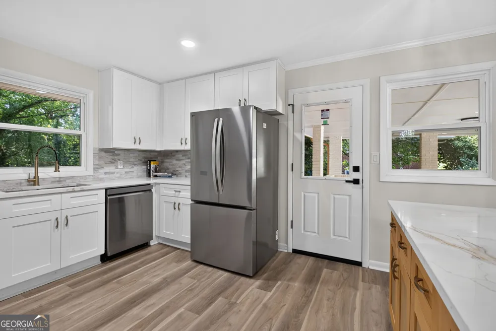 2418 Meadow Lark DR East Point, GA 30344