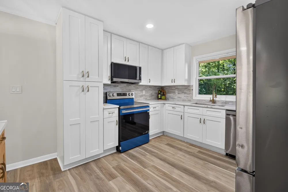 2418 Meadow Lark DR East Point, GA 30344