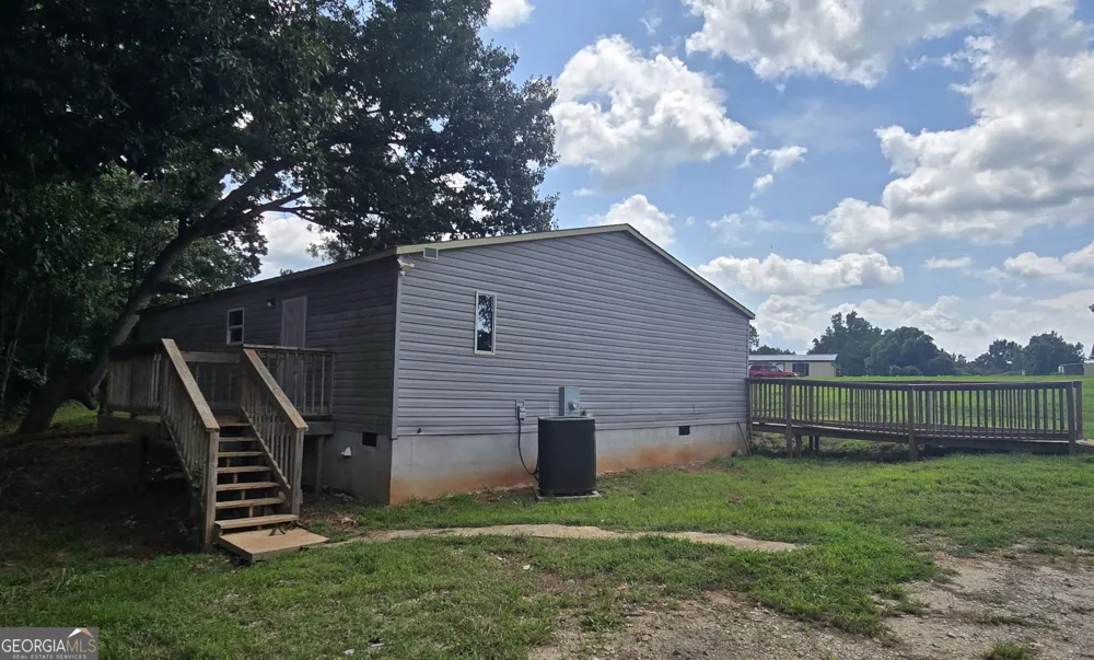 542 Nails Creek XING Royston, GA 30662