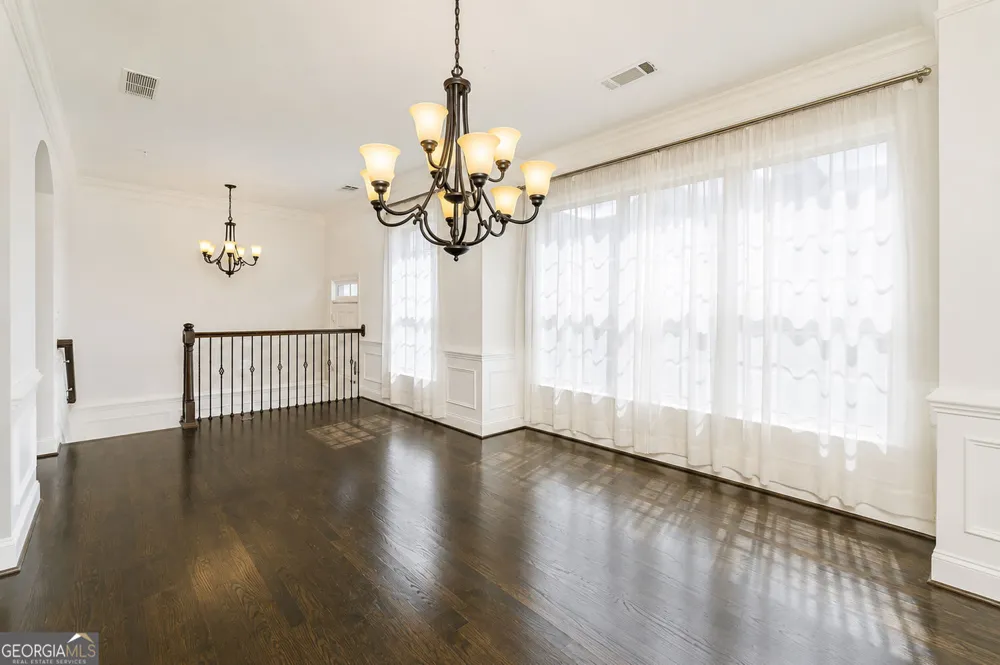9034 Woodland TRL Alpharetta, GA 30009