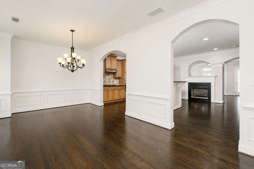 9034 Woodland TRL Alpharetta, GA 30009