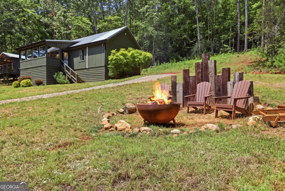 121 Waterfalls WAY Clarkesville, GA 30523